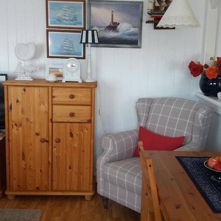 Ferienwohnung Insel Ruegen Bergen Auf Rugen Bagian luar foto